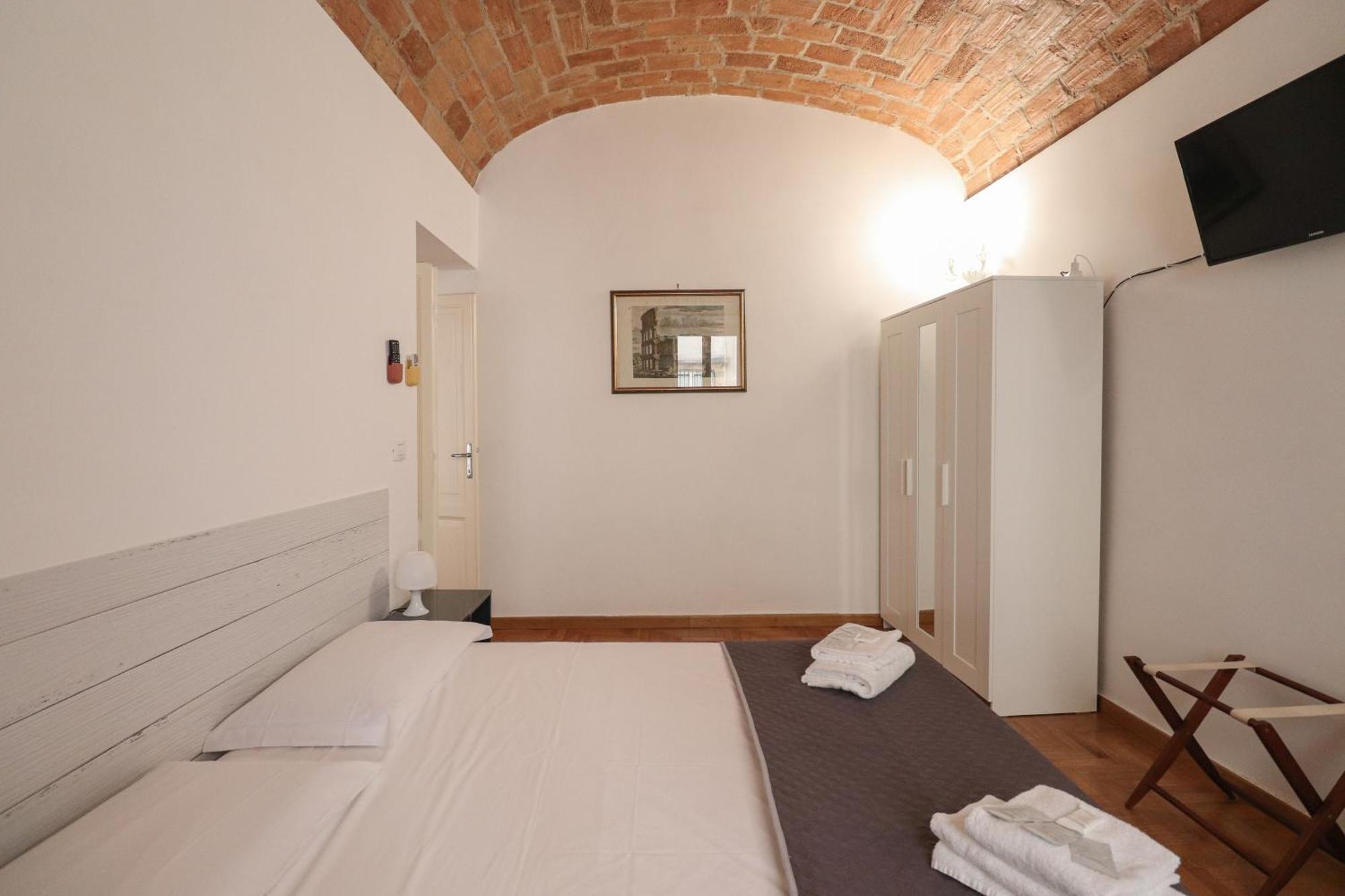 Appartement Casa Cecilia A Monti à Rome Extérieur photo